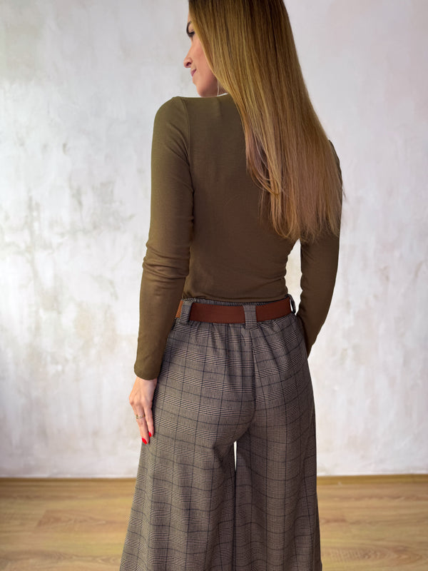 Biscuit nadrág övvel