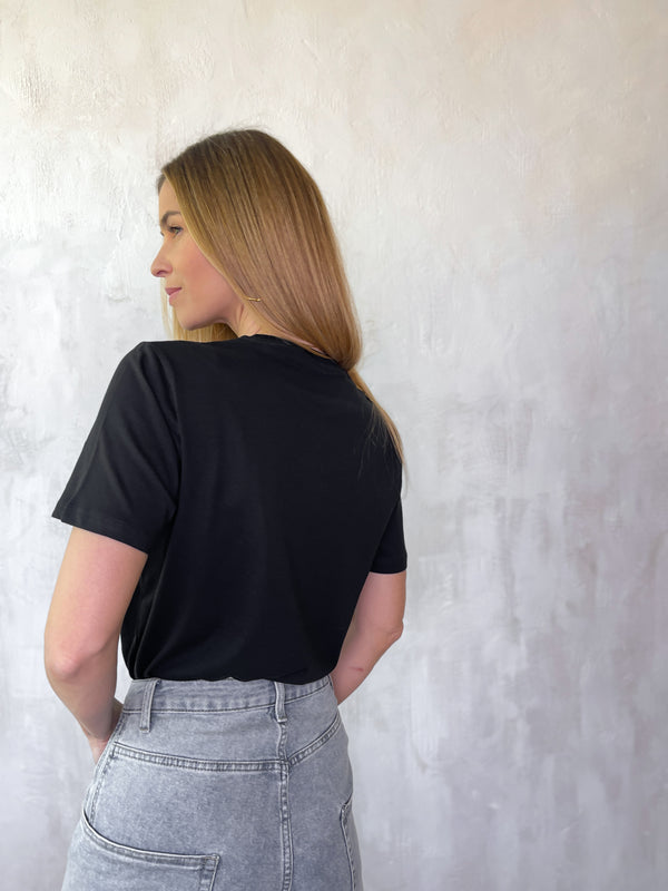 Mom needs sleep - DSGN Póló