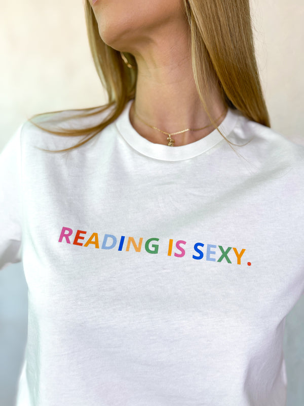 Reading is sexy - DSGN Póló