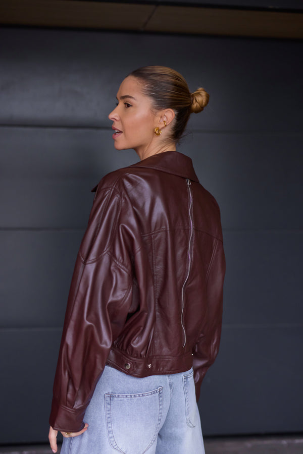 Choco bőrhatású kabát prémium