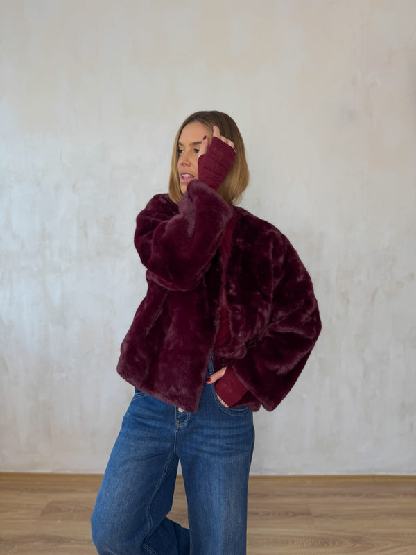 Red Wine műszőrme